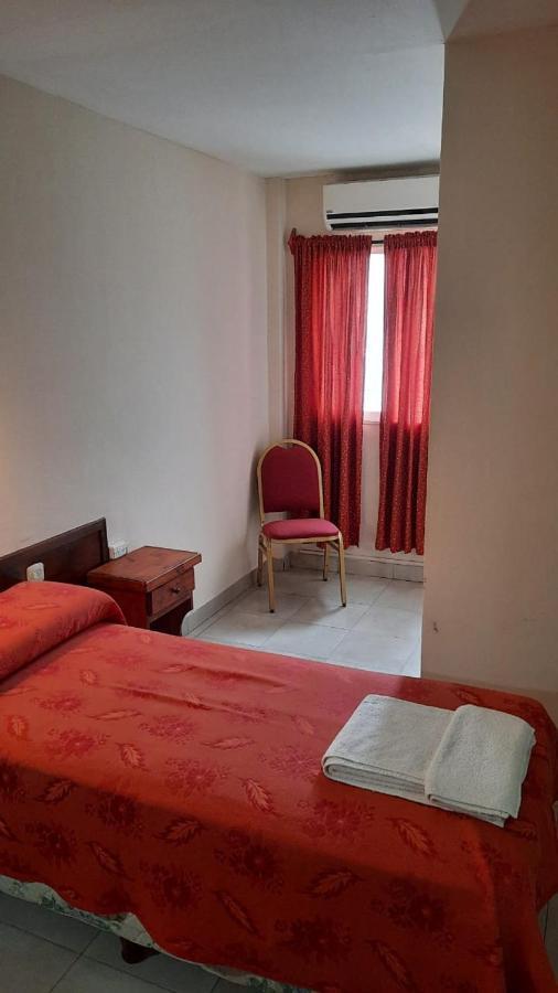 Hotel Marilian II Salta Bagian luar foto